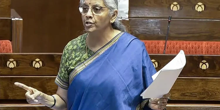 ಲಾಕ್‌ಡೌನ್: “ಇದು ಭಾರತದಲ್ಲಲ್ಲ, ಪಾಕಿಸ್ತಾನದಲ್ಲಿ ನಡೆಯುತ್ತಿದೆ” – ನಿರ್ಮಲಾ ಸೀತಾರಾಮನ್