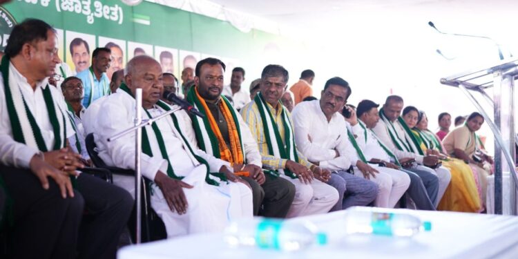 ಹೂಡಿ ವಿಜಯ್ ಕುಮಾರ್ ಸೇರ್ಪಡೆಯಿಂದ ಜೆಡಿಎಸ್‌ಗೆ ಬಲ : ನಿಖಿಲ್ ಕುಮಾರಸ್ವಾಮಿ