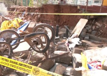 ಒಂದು ಮಳೆಯ ಅಬ್ಬರಕ್ಕೆ ಸಿಲಿಕಾನ್ ಸಿಟಿ ಶಾಕ್: ಫುಟ್‌ಪಾತ್ ವ್ಯಾಪಾರಕ್ಕೆ ಬ್ರೇಕ್