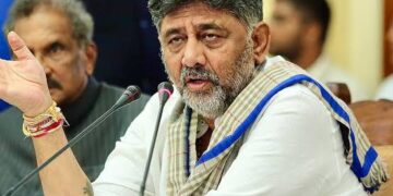 ಬೆಂಗಳೂರು ಅಭಿವೃದ್ಧಿಗೆ ದೆಹಲಿಯಲ್ಲಿ ದೌಡಾಯಿಸಿದ ಡಿ.ಕೆ. ಶಿವಕುಮಾರ್; ಸಾವಿರಕ್ಕೂ ಹೆಚ್ಚು ಯೋಜನೆಗಳಿಗೆ ಕೇಂದ್ರದ ಗಮನ