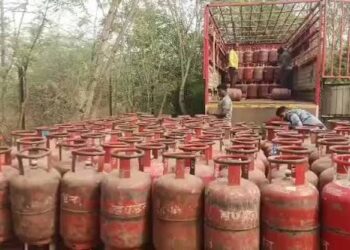 ಮಹಿಳೆಯರಿಗೆ ಡಬಲ್ ಖುಷಿ: ಗೃಹಲಕ್ಷ್ಮಿ ಹಣ ಹಾಗೂ ಗ್ಯಾಸ್ ದರ ಬಗ್ಗೆ ಇಲ್ಲಿದೆ ಶುಭ ಸುದ್ದಿ