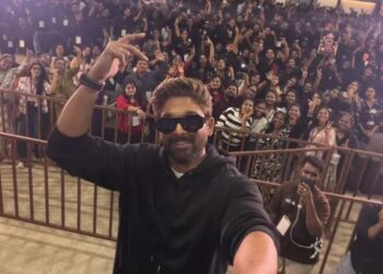 Allu Arjun: ಅಭಿಮಾನಿಗಳ ಪಾಲಿಗೆ ಅಲ್ಲು ದೇವರು! ಫ್ಯಾನ್ಸ್‌ ಅಸೋಸಿಯೇಷನ್‌ ಸದಸ್ಯರಿಗೆ ಫ್ರೀ ಅಪಘಾತ ವಿಮೆ