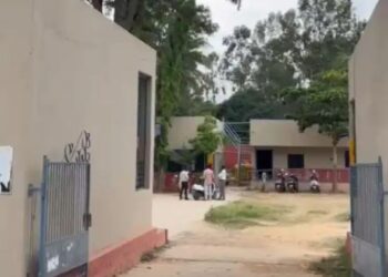 ಶಿಕ್ಷಕಿ ಬೈದಿದ್ದಕ್ಕೆ 8ನೇತರಗತಿ ವಿದ್ಯಾರ್ಥಿನಿ ಆತ್ಮ**!