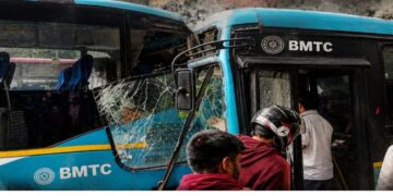BREAKING NEWS : ಎರಡು BMTC ಬಸ್‌ಗಳ ನಡುವೆ ಭೀಕರ ಅಪಘಾತ : ಹಲವು ಪ್ರಯಾಣಿಕರಿಗೆ ಗಂಭೀರ ಗಾಯ..!