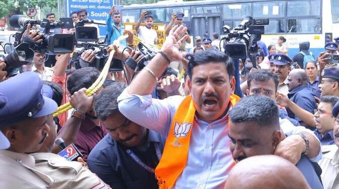 ಸಚಿವ ನಾಗೇಂದ್ರ ರಾಜೀನಾಮೆಗೆ ಆಗ್ರಹಿಸಿ ಅಹೋರಾತ್ರಿ ಧರಣಿ: ಬಿ.ವೈ ವಿಜಯೇಂದ್ರ
