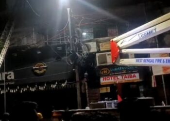 ಬೆಳ್ಳಂಬೆಳಗ್ಗೆ ಭೀಕರ ಅಗ್ನಿ ದುರಂತ: ಮಲಗಿದಲ್ಲೇ ಕಣ್ಮುಚ್ಚಿದ 9 ವಿದೇಶಿಗರು
