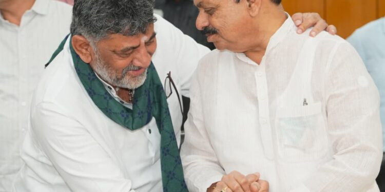 ಕಾವೇರಿ ವಿಚಾರದಲ್ಲಿ ರಾಜಕೀಯ ಬೇಡ, ರಾಜ್ಯದ ಹಿತವೇ ಮುಖ್ಯ:  ಸಿಎಂ ಡಿ.ಕೆ. ಶಿವಕುಮಾರ್ ಕರೆ