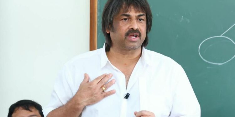 ಇನ್ಮುಂದೆ ಪಿಯು ವಿದ್ಯಾರ್ಥಿಗಳಿಗೂ ಉಚಿತ ನೋಟ್‌ಬುಕ್‌: ಸಚಿವ ಮಧು ಬಂಗಾರಪ್ಪ ಘೋಷಣೆ