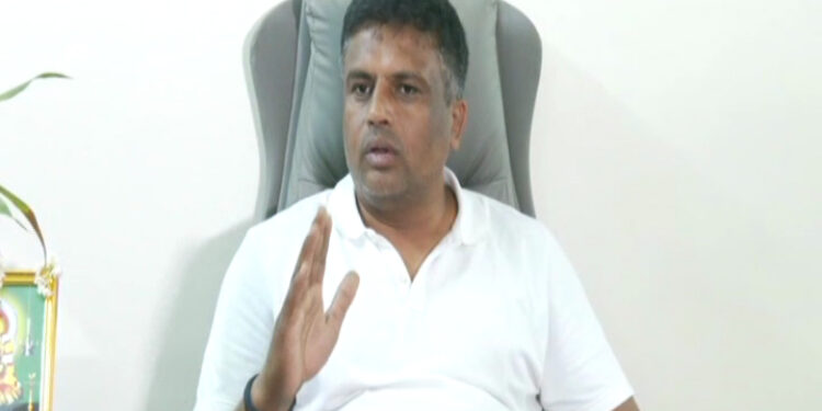 ತ.ನಾಡಿಗೆ ಕಾವೇರಿ ನೀರು: ತಮ್ಮ ಸರ್ಕಾರ ವಿರುದ್ಧ ರವಿಕುಮಾರ್‌ ಗಣಿಗ ಅಸಮಾಧಾನ