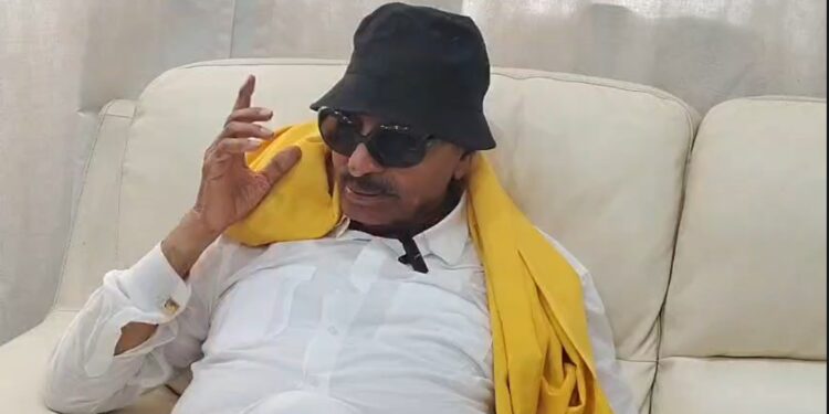 ಎಷ್ಟೇ ಅಪಪ್ರಚಾರ ಮಾಡಿದರೂ ನಿಲ್ಲಲ್ಲ, ಬಂದ್ ಮಾಡಿಯೇ ತೀರುತ್ತೇವೆ : ಬಂದ್ ವಿರೋಧಿಗಳ ವಿರುದ್ಧ ವಾಟಾಳ್ ಕಿಡಿ..