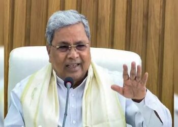 ‘ಕಾವೇರಿ’ಯಲ್ಲಿ ಬಿಜೆಪಿ ನಾಯಕರ ದಂಡು; ಸಿದ್ದರಾಮಯ್ಯ ಭೇಟಿಯ ಹಿಂದೆ ರಾಜಕೀಯ ಲೆಕ್ಕಾಚಾರವೇ?
