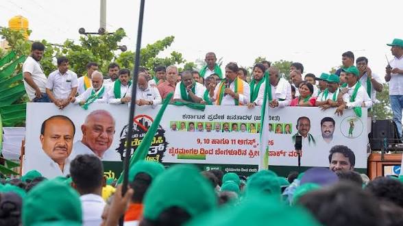 “ಯಾರಿಗಾಗಿ ಈ ಸೈಟ್, ಯಾರಿಗಾಗಿ ಲೇಔಟ್?”; ಸರ್ಕಾರದ ವಿರುದ್ಧ ದೇವೇಗೌಡರ ಆಕ್ರೋಶ