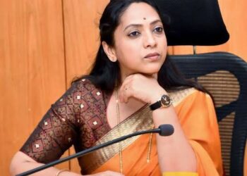 ಪವಿತ್ರಾ ಗೌಡಗೆ ಜೈಲಿನಲ್ಲಿ ರಾಜಾತಿಥ್ಯ? ಮಹಿಳಾ ಆಯೋಗದ ಅಧ್ಯಕ್ಷೆ ನಾಗಲಕ್ಷ್ಮೀ ಚೌಧರಿ ಹೇಳಿದ್ದೇನು?