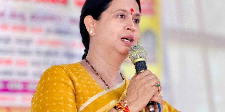 ನಾನು ಪಕ್ಷದ ಶಿಸ್ತಿನ ಸಿಪಾಯಿ, ಮಹಿಳೆಯರಿಲ್ಲದ ಸಂಪುಟ ಅಪೂರ್ಣ: ಲಕ್ಷ್ಮೀ ಹೆಬ್ಬಾಳ್ಕರ್