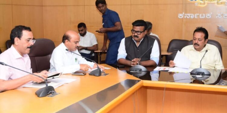 ರಾಜ್ಯದಲ್ಲಿ ಇನ್ನೆರೆಡು ದಿನಗಳಲ್ಲಿ ಮೋಡ ಬಿತ್ತನೆಗೆ ಚಾಲನೆ: ಇಲ್ಲಿದೆ ಸಂಪೂರ್ಣ ಮಾಹಿತಿ