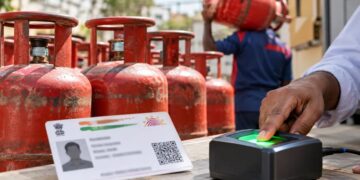`LPG’ ಸಬ್ಸಿಡಿ ಗ್ರಾಹಕರಿಗೆ ಬಯೋಮೆಟ್ರಿಕ್ ಆಧಾರ್ ದೃಢೀಕರಣ ಕಡ್ಡಾಯ.!