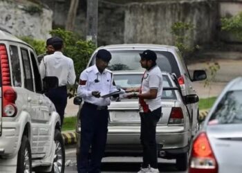 Supreme Court Suggests Collecting Traffic Fines via Electricity Bills