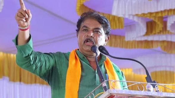 ಕೆಪಿಎಸ್ಸಿ ಹಗರಣದಲ್ಲಿ ‘ಇನ್ನೆರಡು ವಿಕೆಟ್’ ಬೀಳುತ್ತೆ! ಆರ್. ಅಶೋಕ್ ಬಾಂಬ್