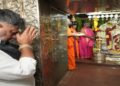 CM D.K. Shivakumar offers special prayers at the shrine of Savadatti Yellamma