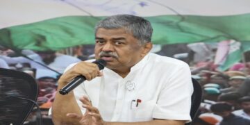 'There’s no smoke without fire': B.K. Hariprasad reacts to Mallikarjun Kharge’s statement regarding PM Modi’s father!