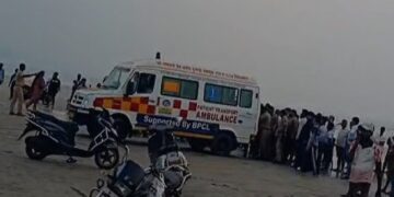 BREAKING Horrific tragedy in Maharashtra 8 students drown in the sea