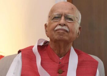 L. K. Advani admitted to a Delhi hospital due to respiratory issues