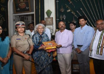 Official invitation from the government to the royal family for the Mysuru Dasara festival