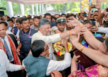May the blessings of Goddess Chamundeshwari always be upon those witnessing Dasara: CM D.K. Shivakumar wish