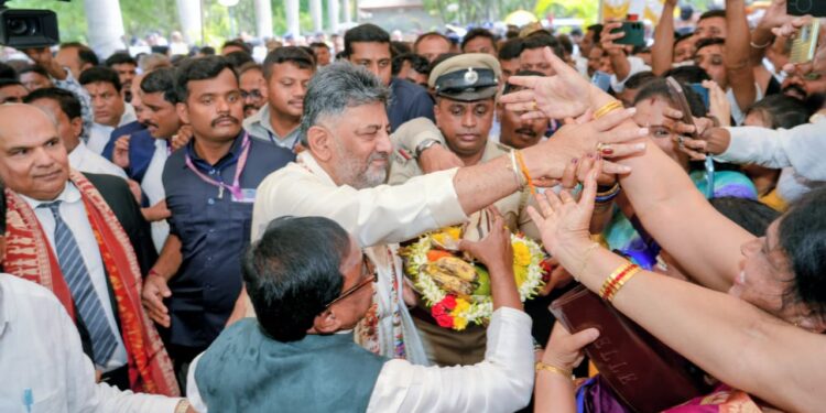May the blessings of Goddess Chamundeshwari always be upon those witnessing Dasara: CM D.K. Shivakumar wish
