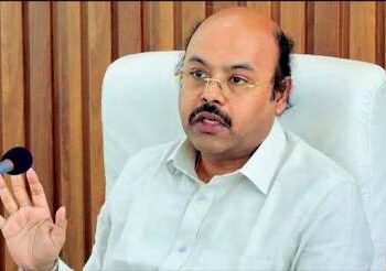 ಪ್ರಮೋದಾದೇವಿ ಪತ್ರಕ್ಕೆ ಯತೀಂದ್ರ ತಿರುಗೇಟು; ಅರಮನೆ, ಅಂಬಾರಿ ಬಗ್ಗೆ ಹೇಳಿದ್ದೇನು?